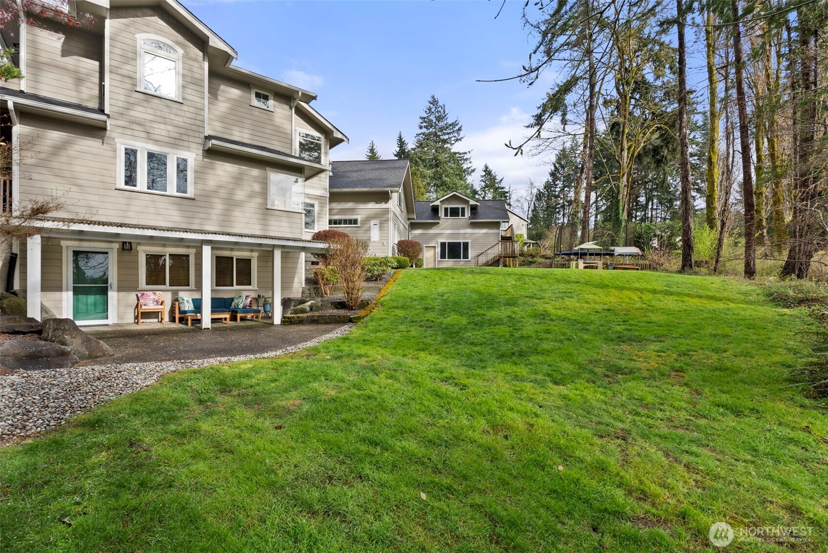 4719 Sunset Point Lane NW, Olympia, WA 98502