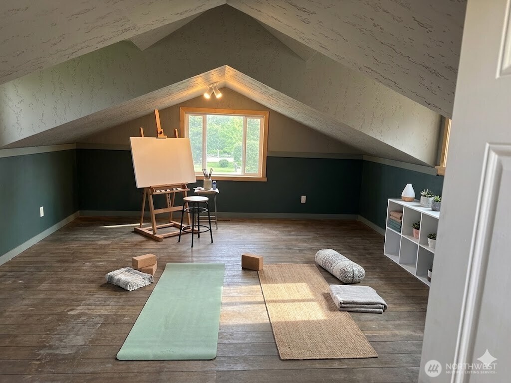 4719 Sunset Point Lane NW, Olympia, WA 98502