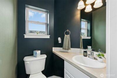 11560 Stone Avenue N #101, Seattle, WA 98133 - Photo 9