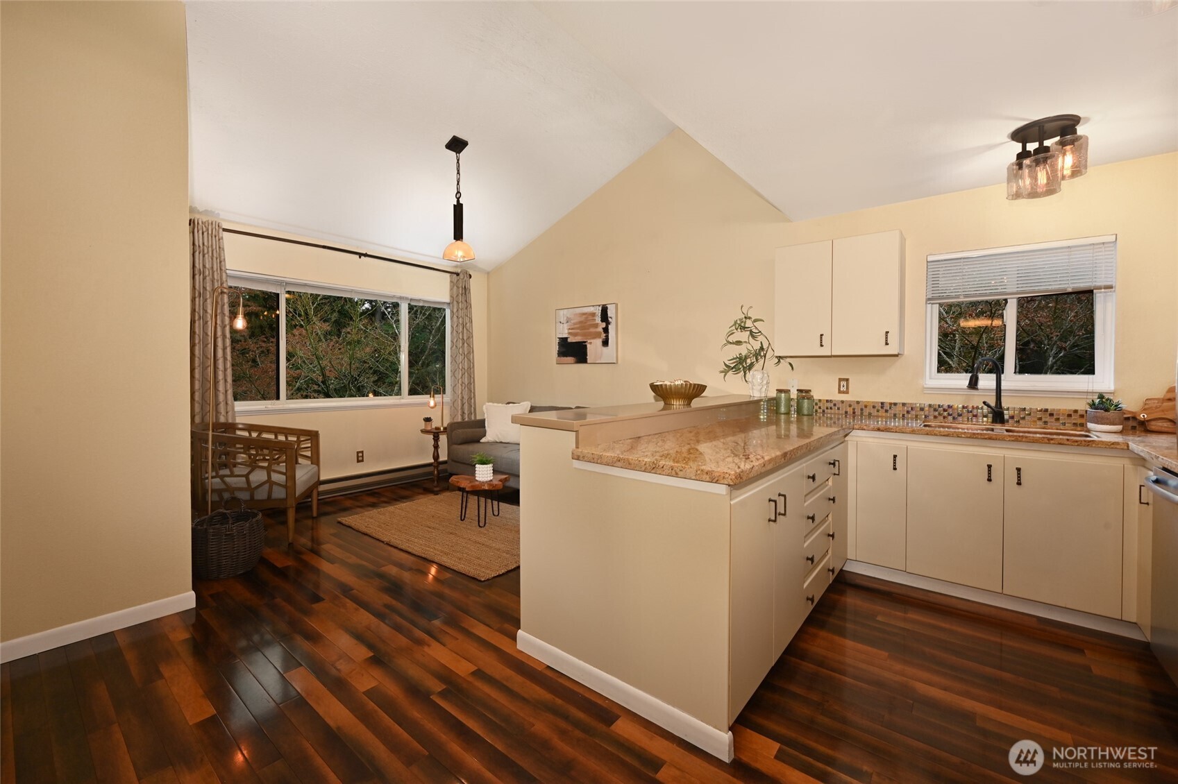 6301 Sand Point Way NE #E3, Seattle, WA 98115