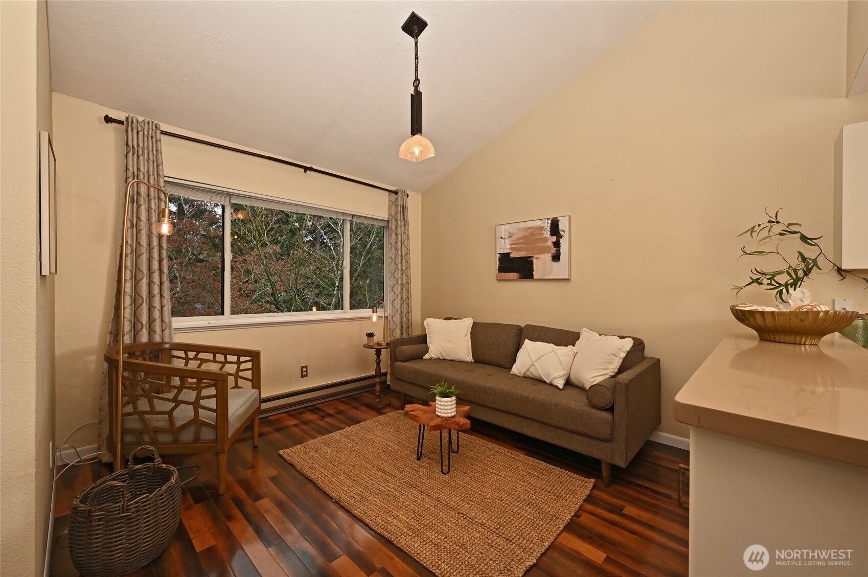 6301 Sand Point Way NE #E3, Seattle, WA 98115