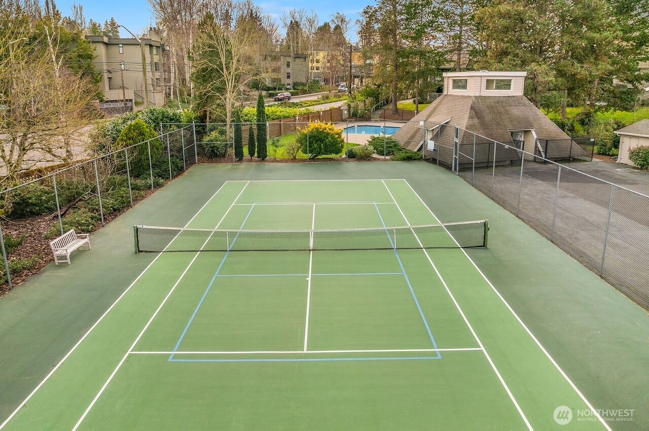 6301 Sand Point Way NE #E3, Seattle, WA 98115