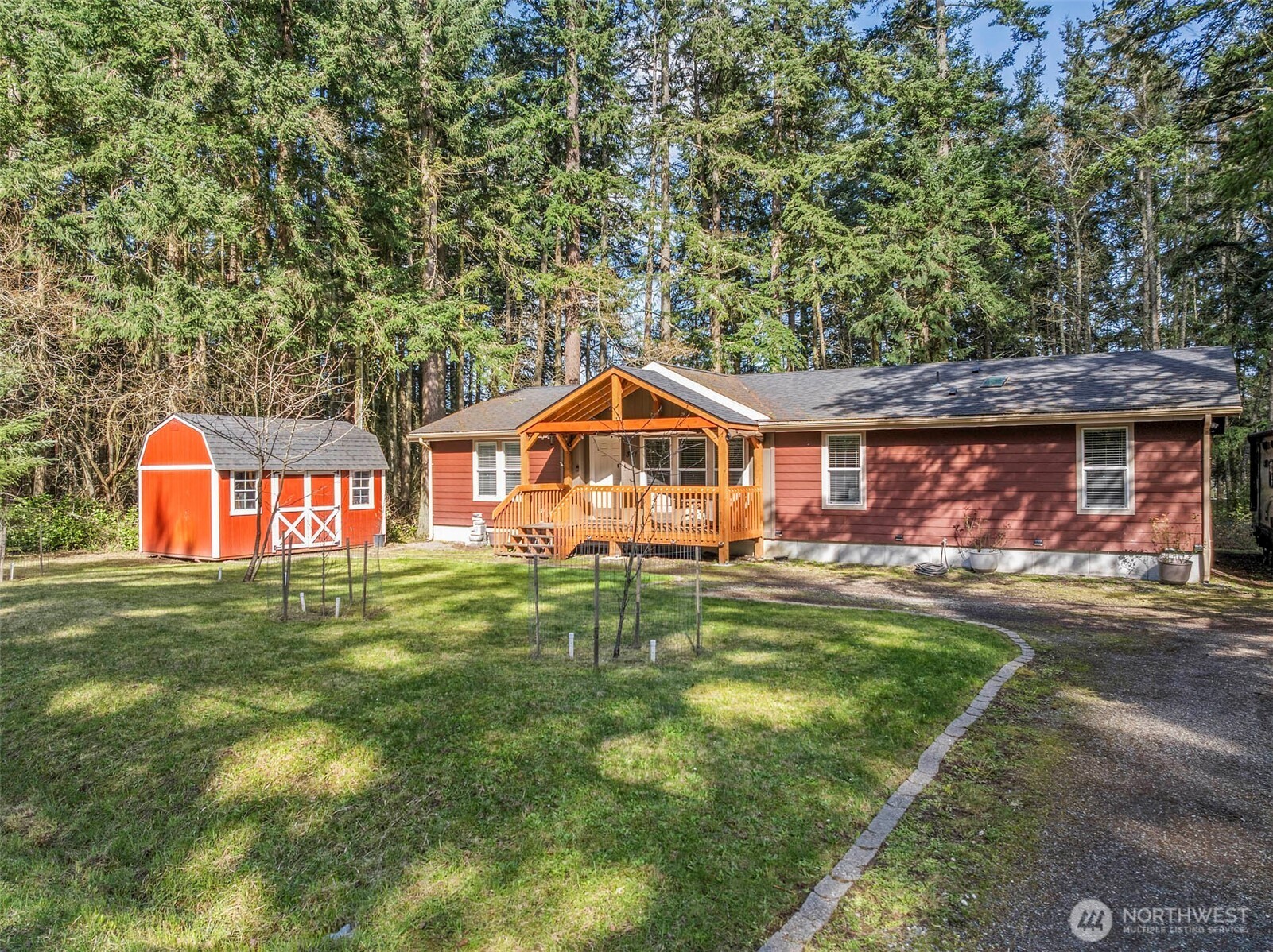 371 Sunset Drive , Oak Harbor, WA 98277