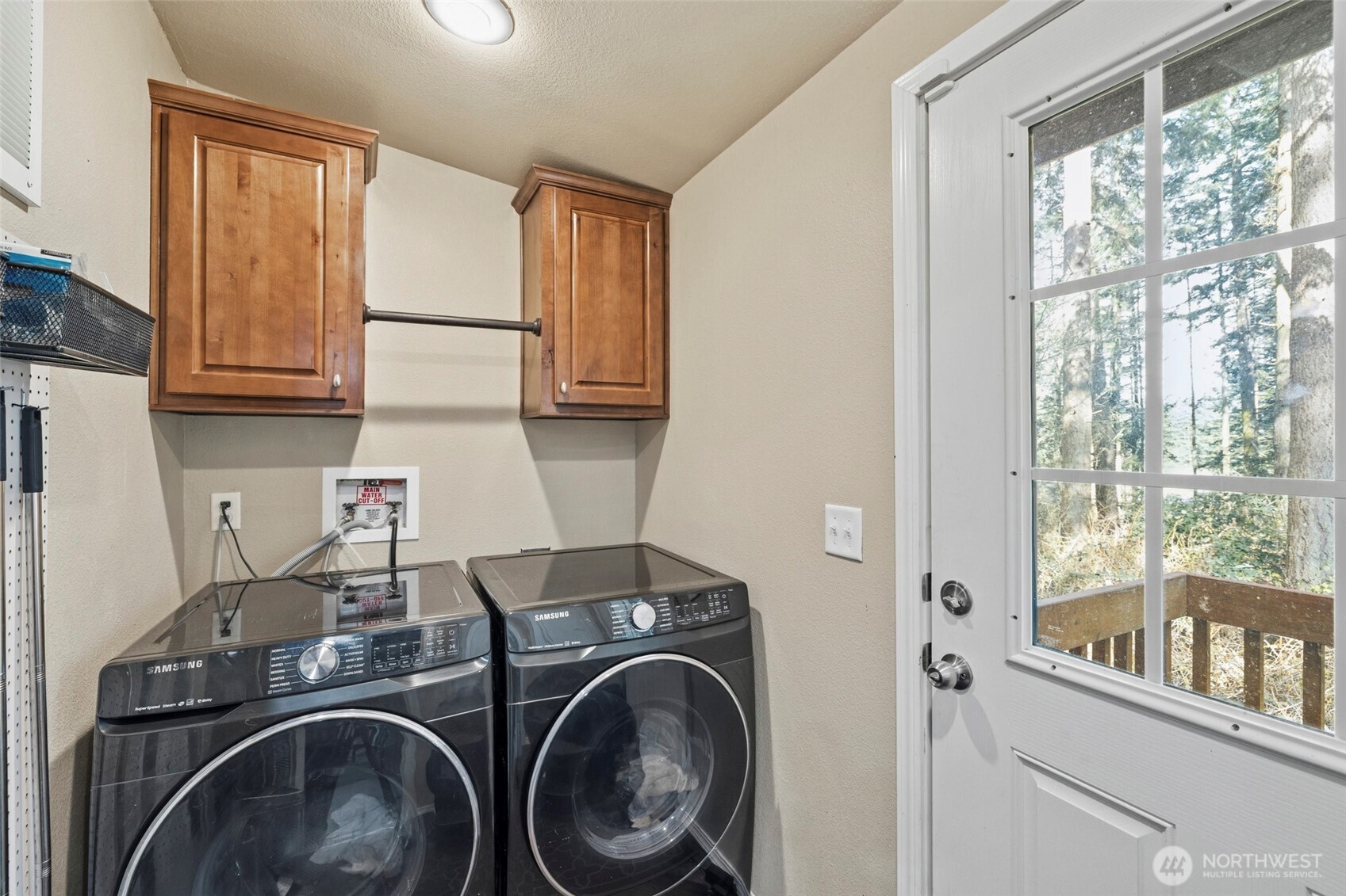 371 Sunset Drive , Oak Harbor, WA 98277