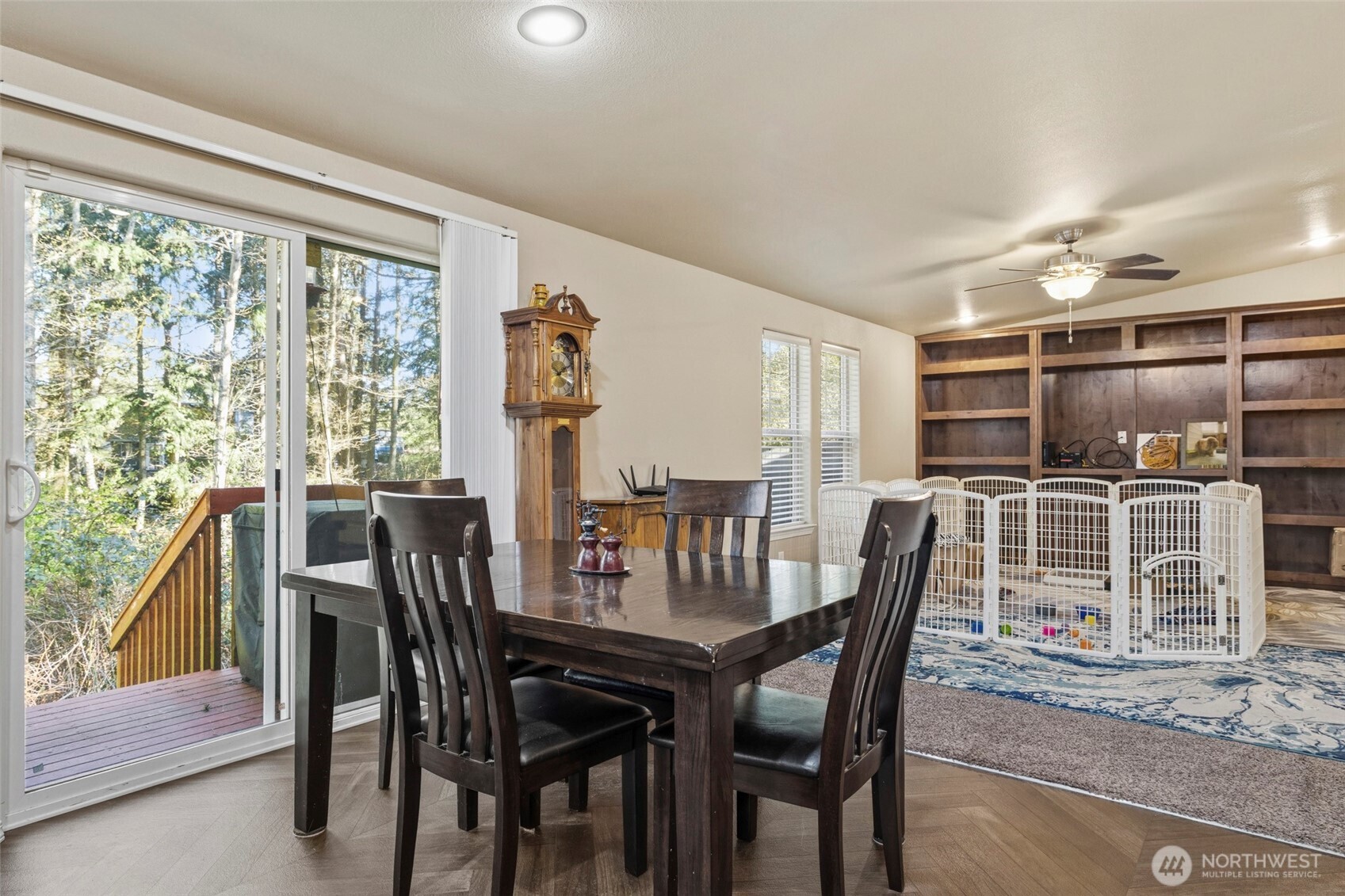 371 Sunset Drive , Oak Harbor, WA 98277