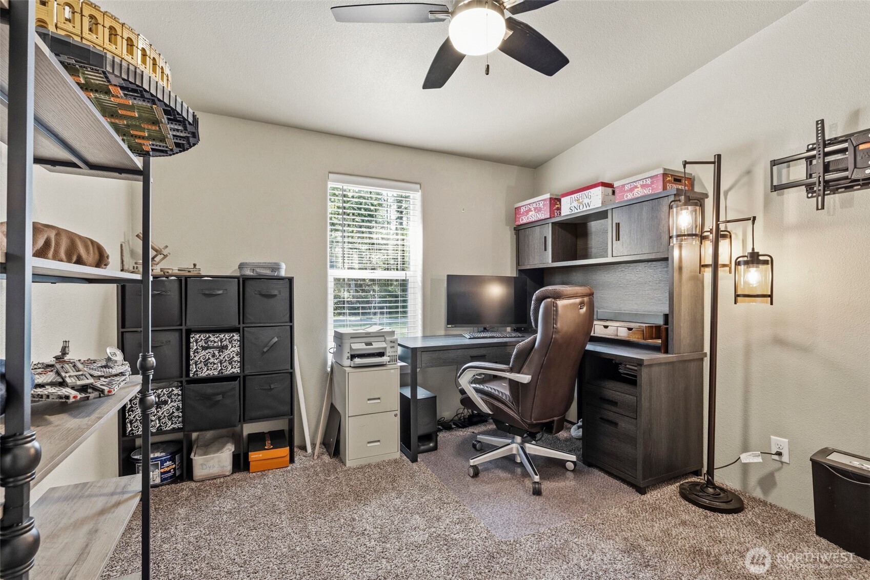 371 Sunset Drive , Oak Harbor, WA 98277