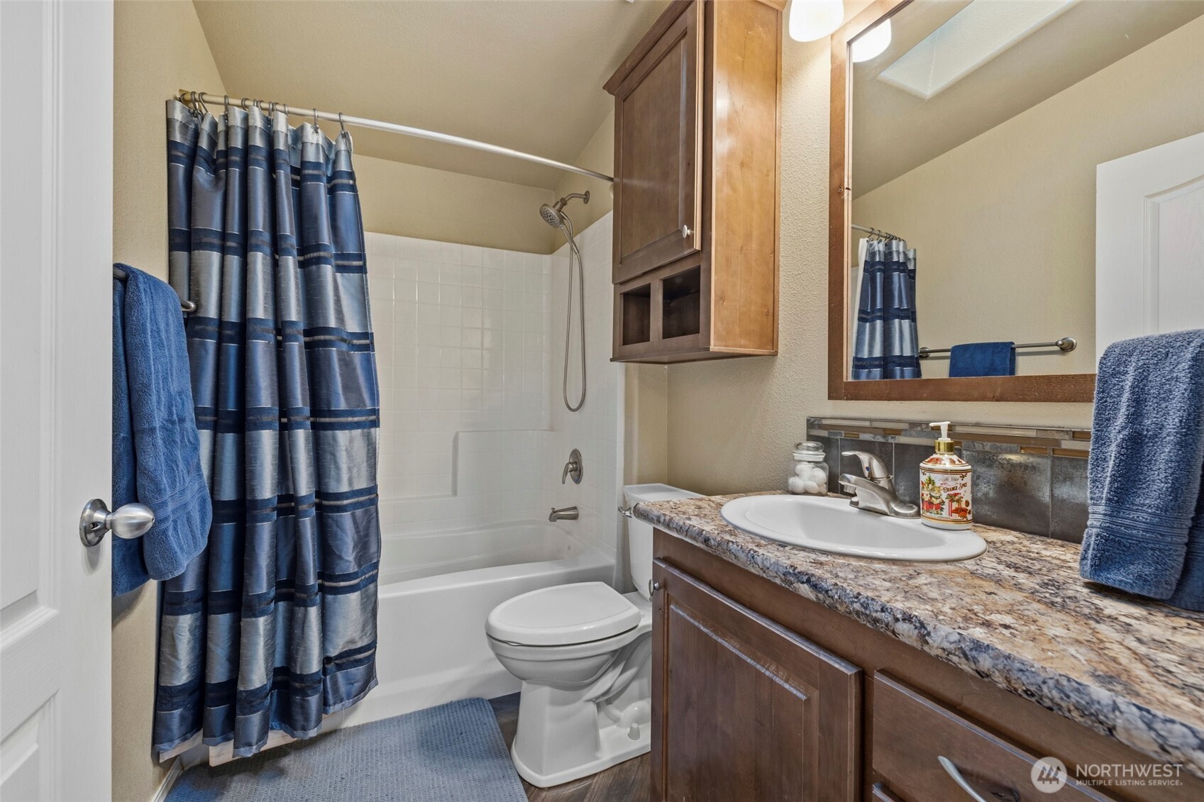 371 Sunset Drive , Oak Harbor, WA 98277