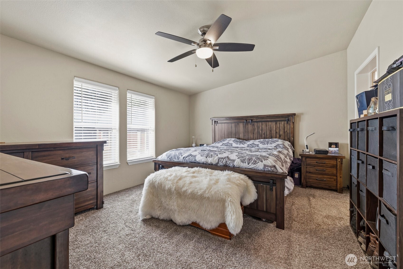 371 Sunset Drive , Oak Harbor, WA 98277