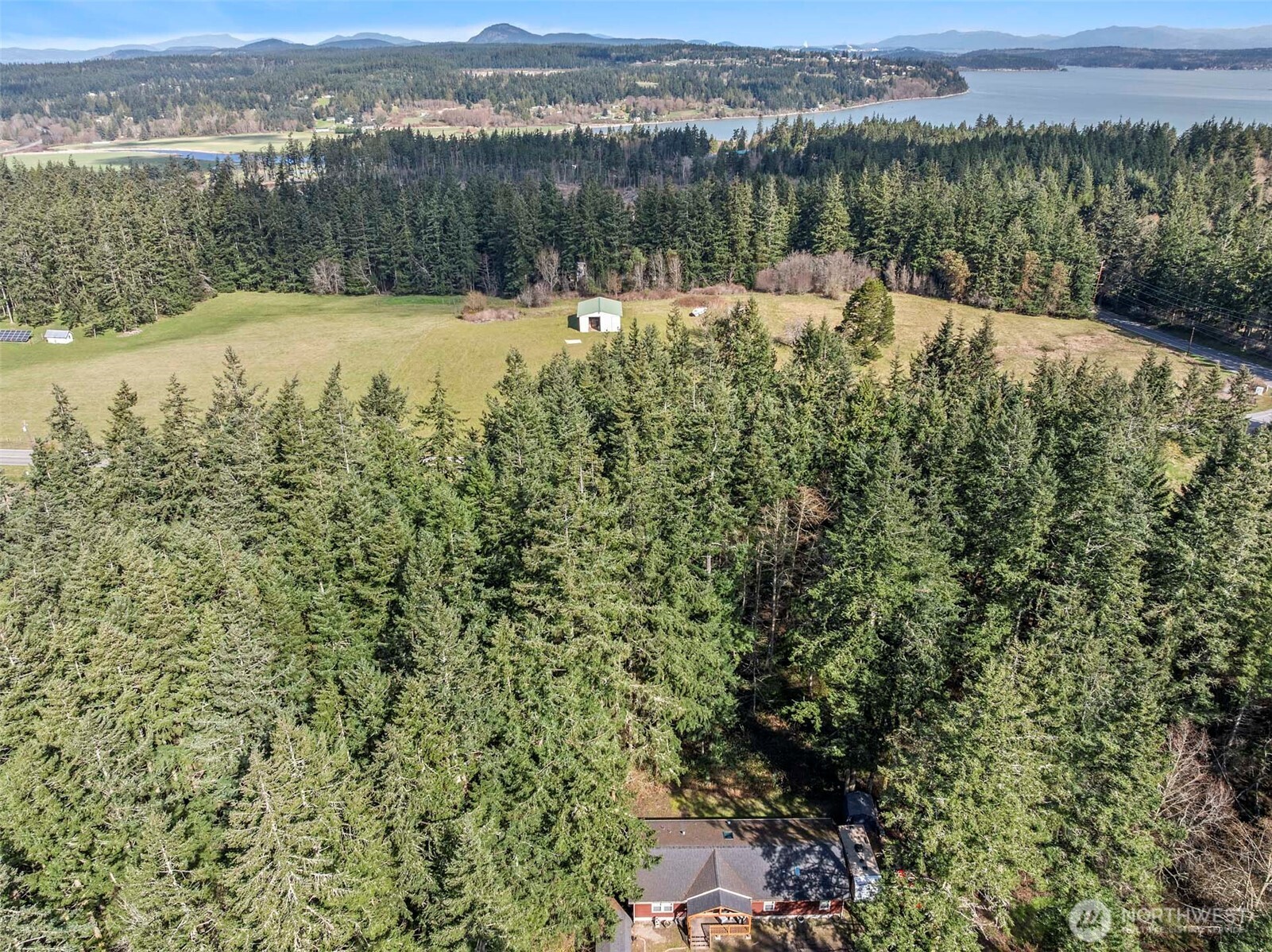 371 Sunset Drive , Oak Harbor, WA 98277