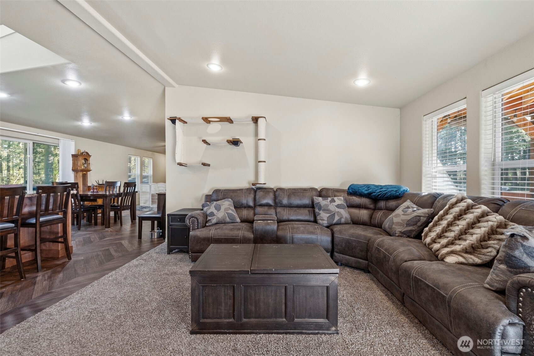 371 Sunset Drive , Oak Harbor, WA 98277