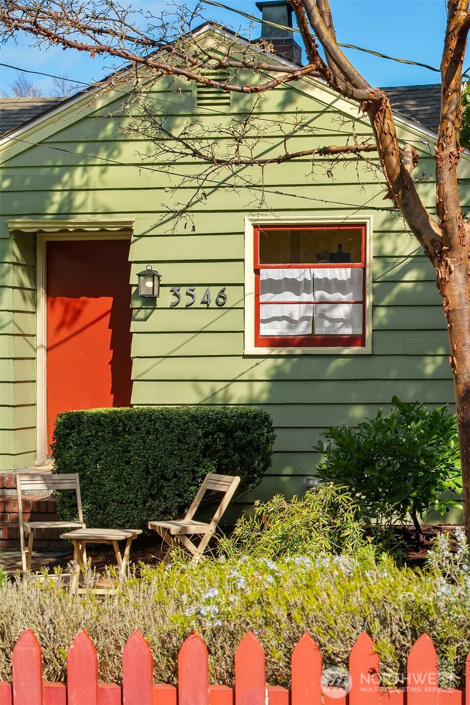 3546 SW 99TH Street , Seattle, WA 98126