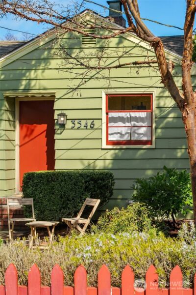 3546 SW 99TH Street , Seattle, WA 98126 - Photo 2