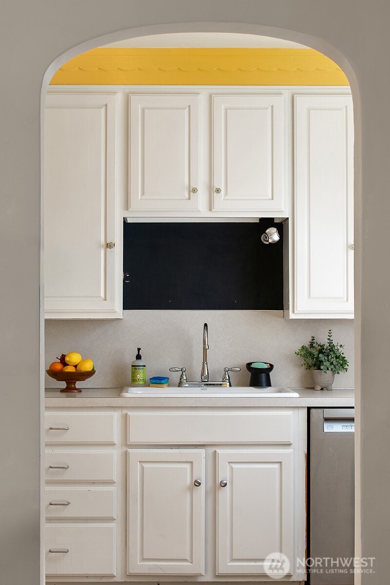 3546 SW 99TH Street , Seattle, WA 98126