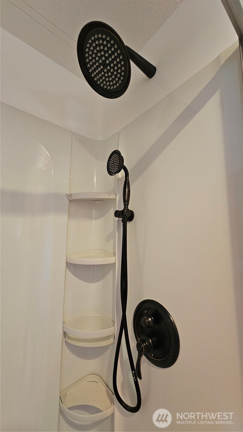 1402 22nd Street NE #252, Auburn, WA 98002