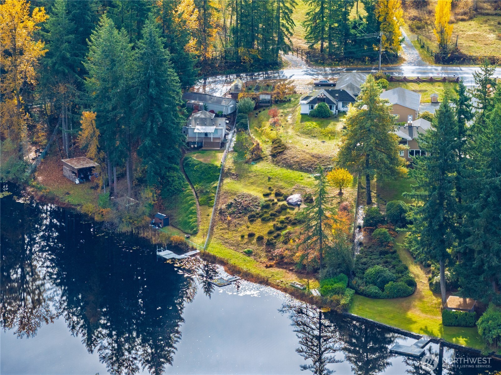 33401 E Lake Holm Drive SE, Auburn, WA 98092