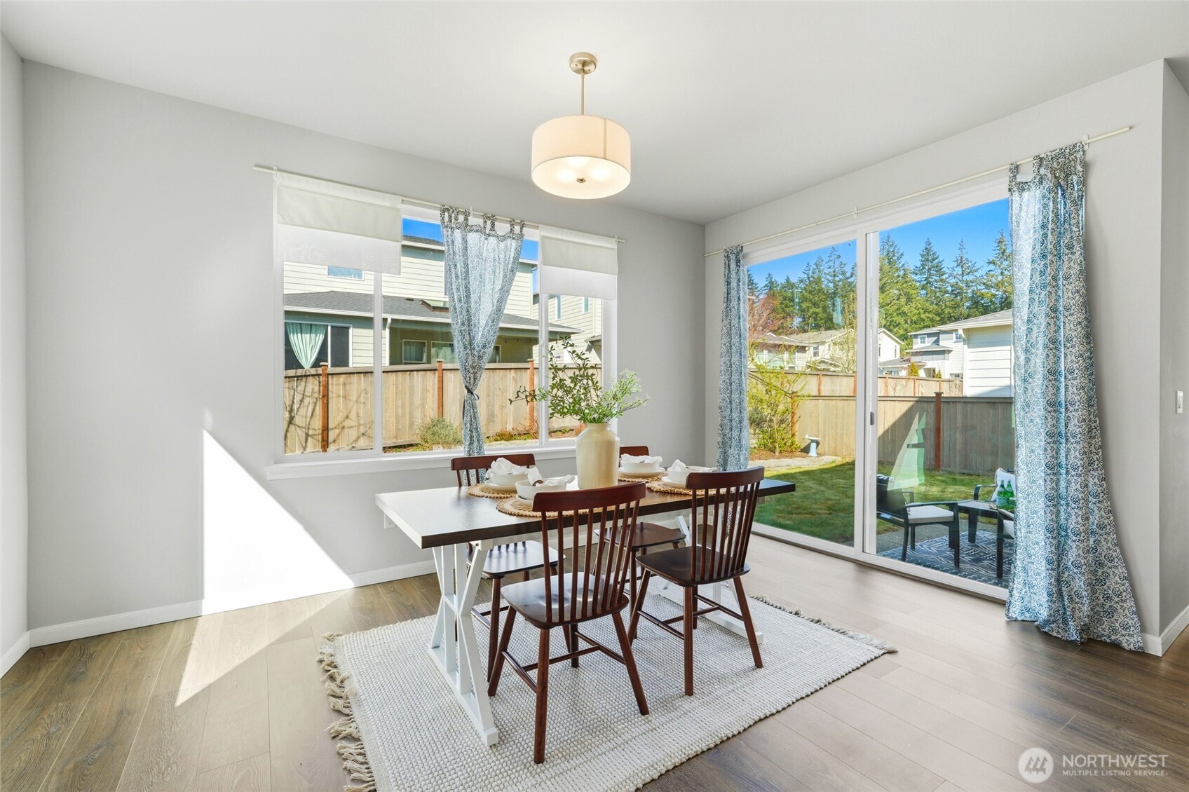 3853 Athena Court , Gig Harbor, WA 98332-5118