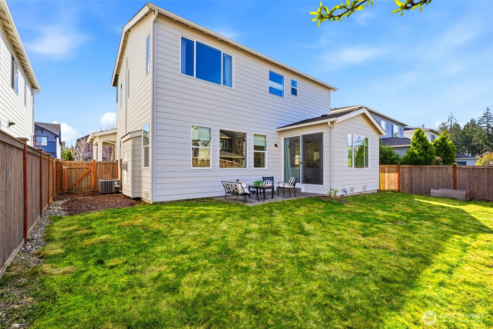 3853 Athena Court , Gig Harbor, WA 98332-5118