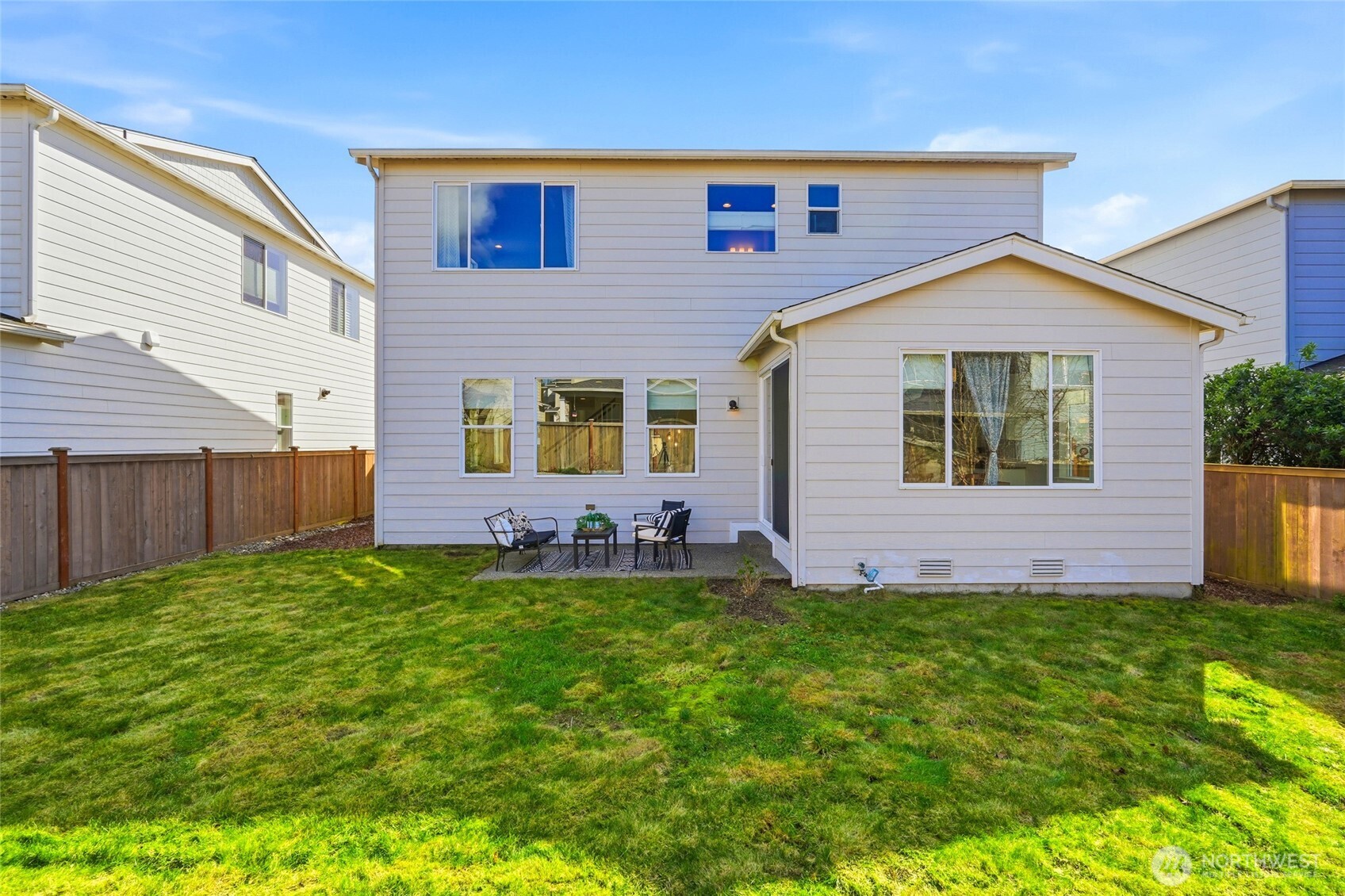 3853 Athena Court , Gig Harbor, WA 98332-5118