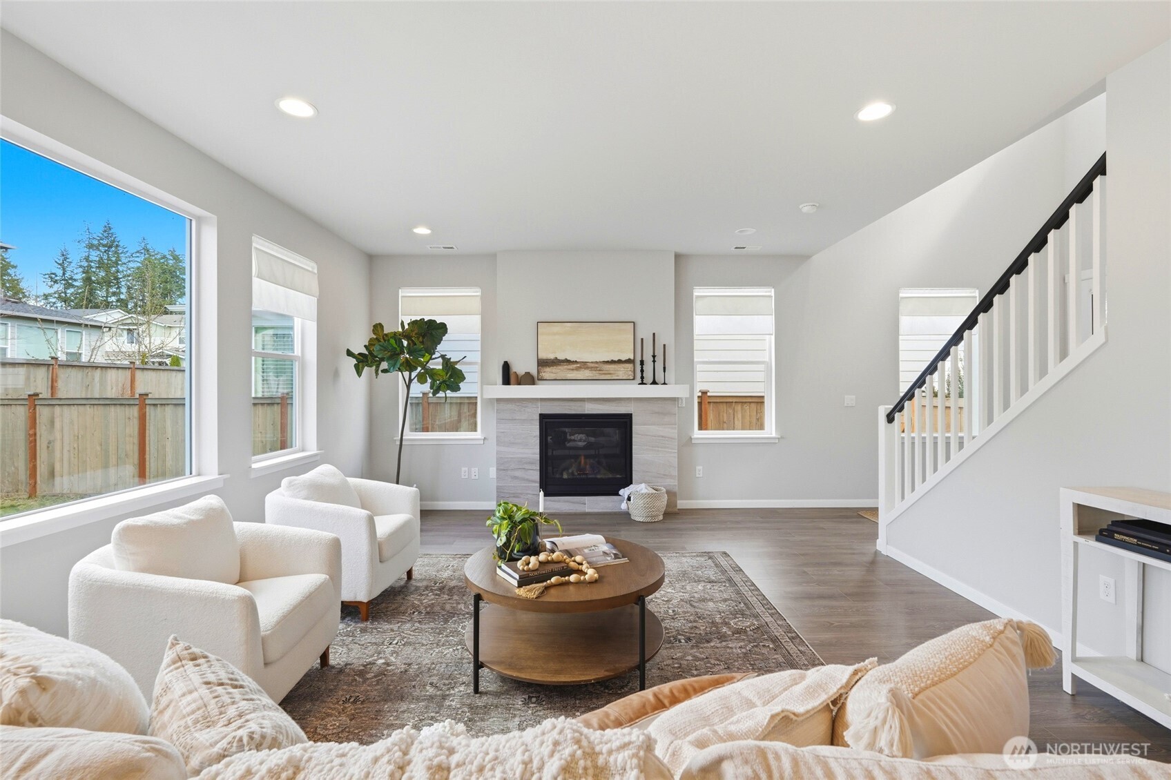 3853 Athena Court , Gig Harbor, WA 98332-5118