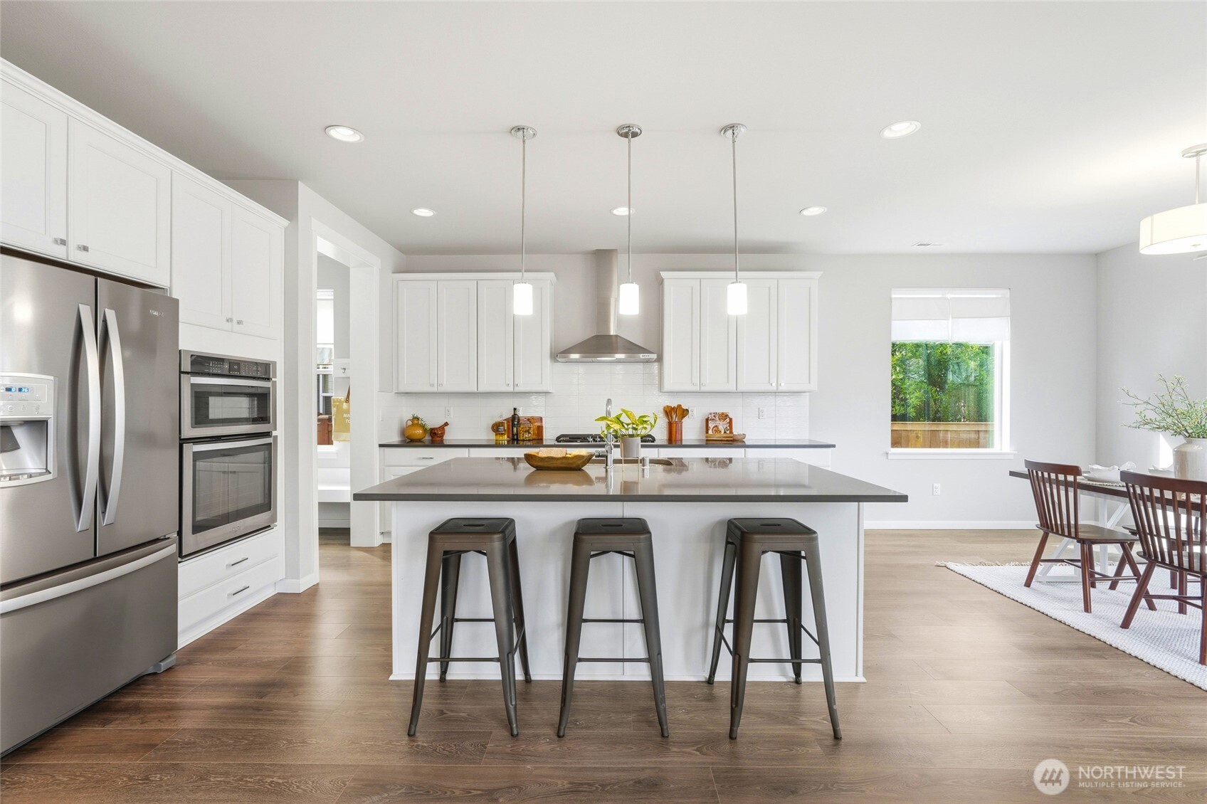 3853 Athena Court , Gig Harbor, WA 98332-5118