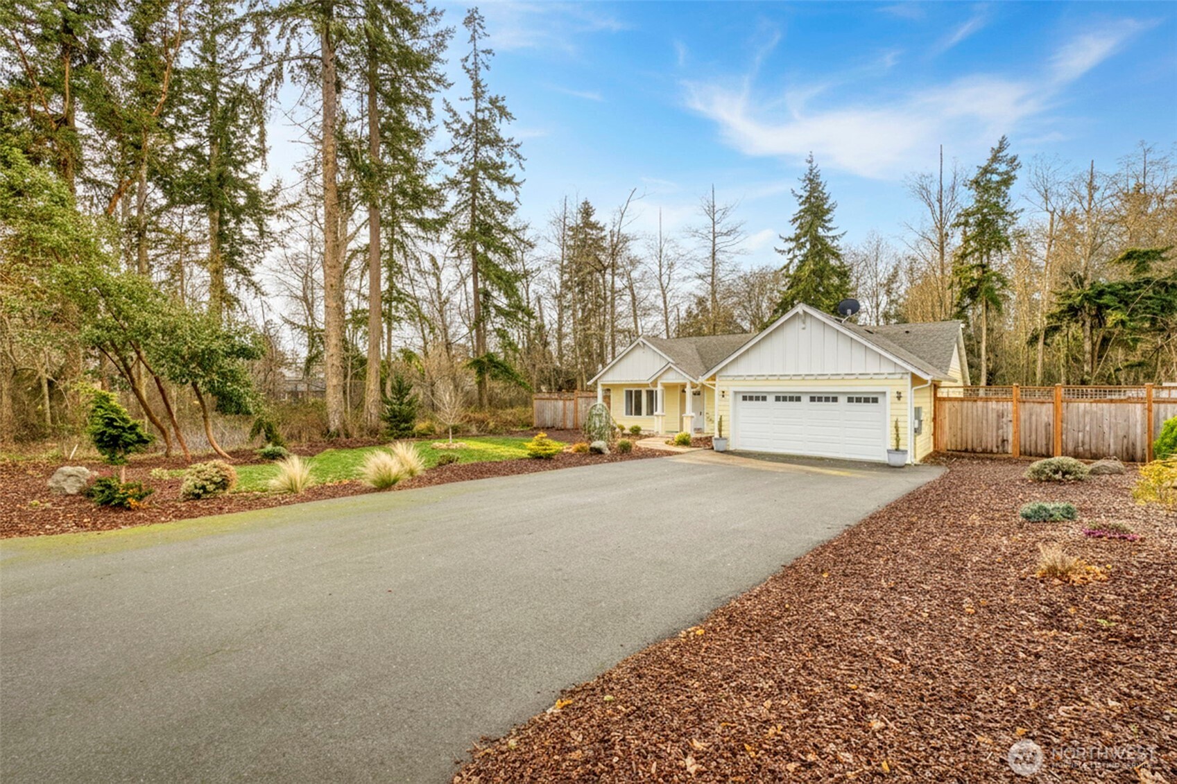 174 E Island View Avenue , Port Townsend, WA 98368