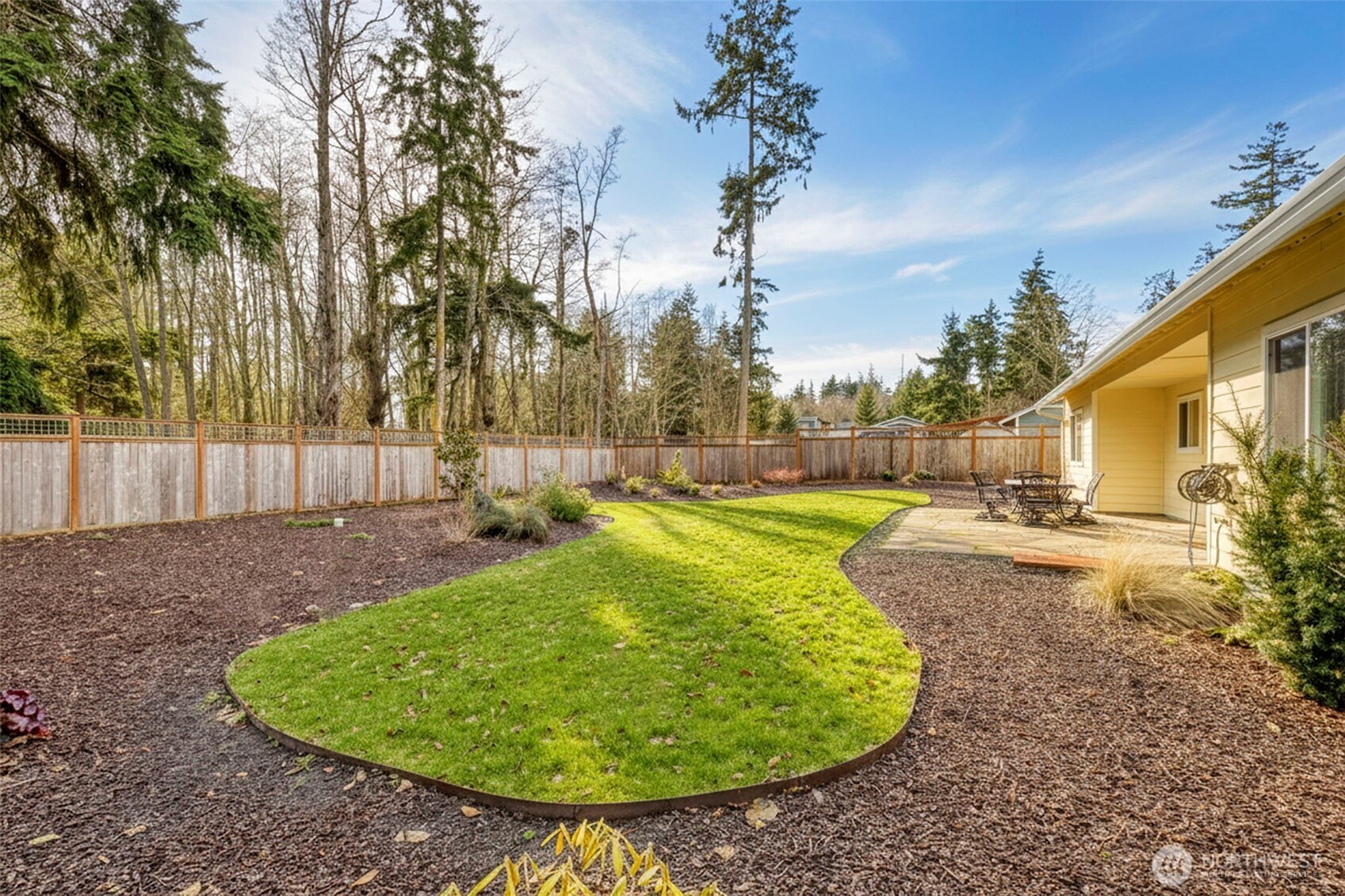 174 E Island View Avenue , Port Townsend, WA 98368