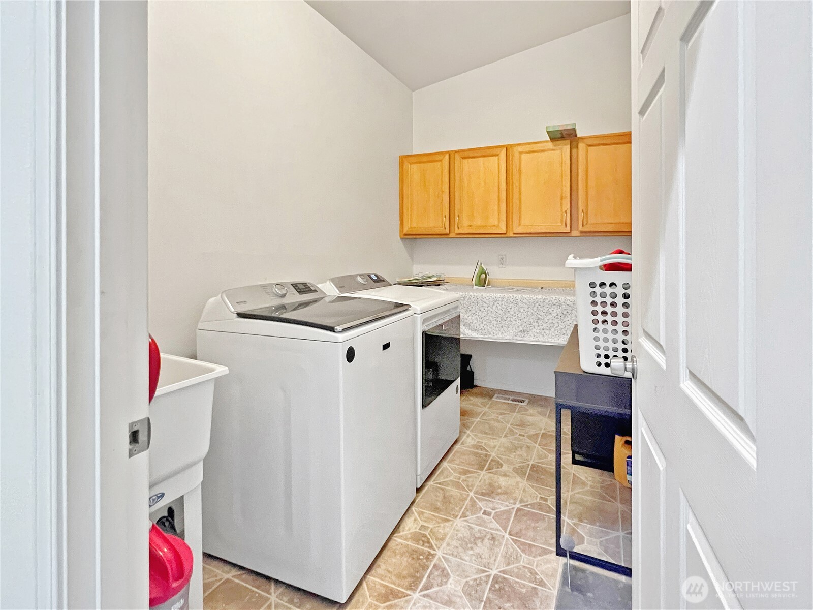 1100 9th Avenue , Milton, WA 98354