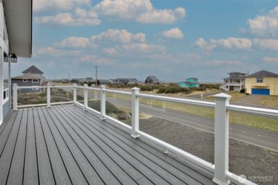 1120 Ocean Shores Boulevard SW, Ocean Shores, WA 98569 - Photo 17
