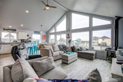 1120 Ocean Shores Boulevard SW, Ocean Shores, WA 98569 - Photo 2