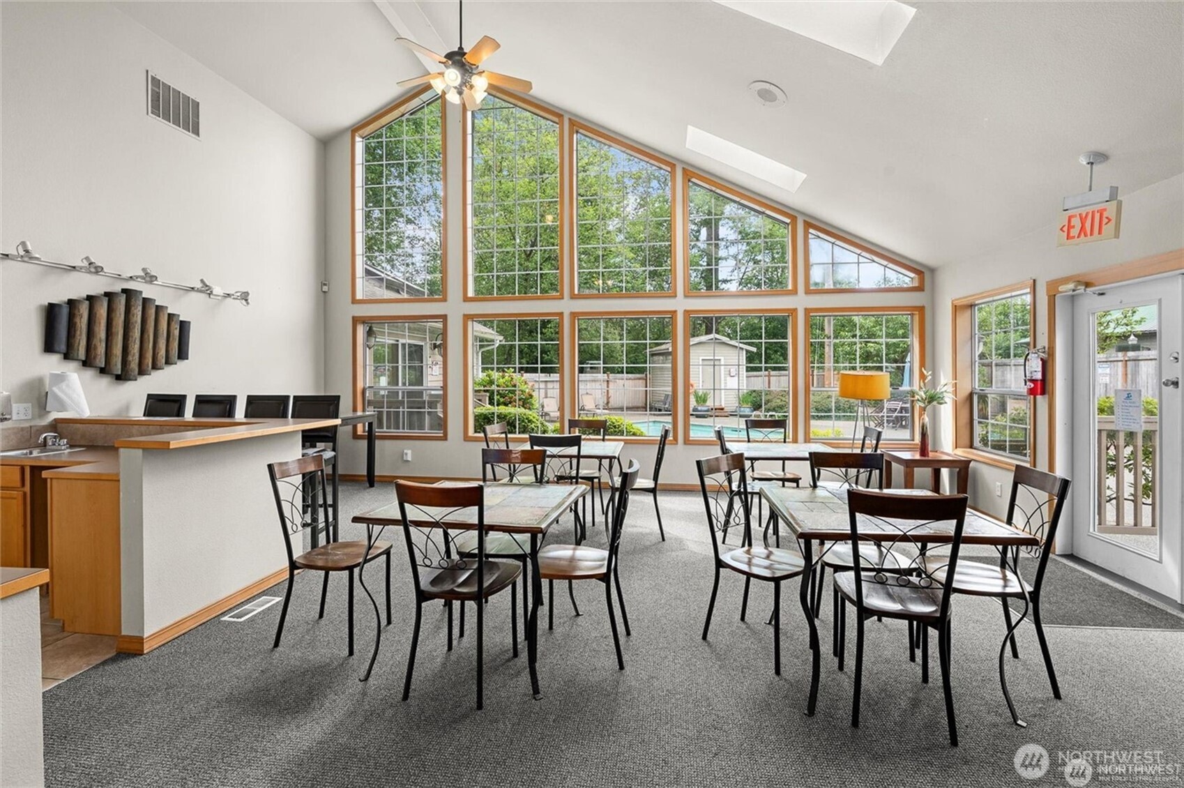 11527 Highway 99 #B103, Everett, WA 98204