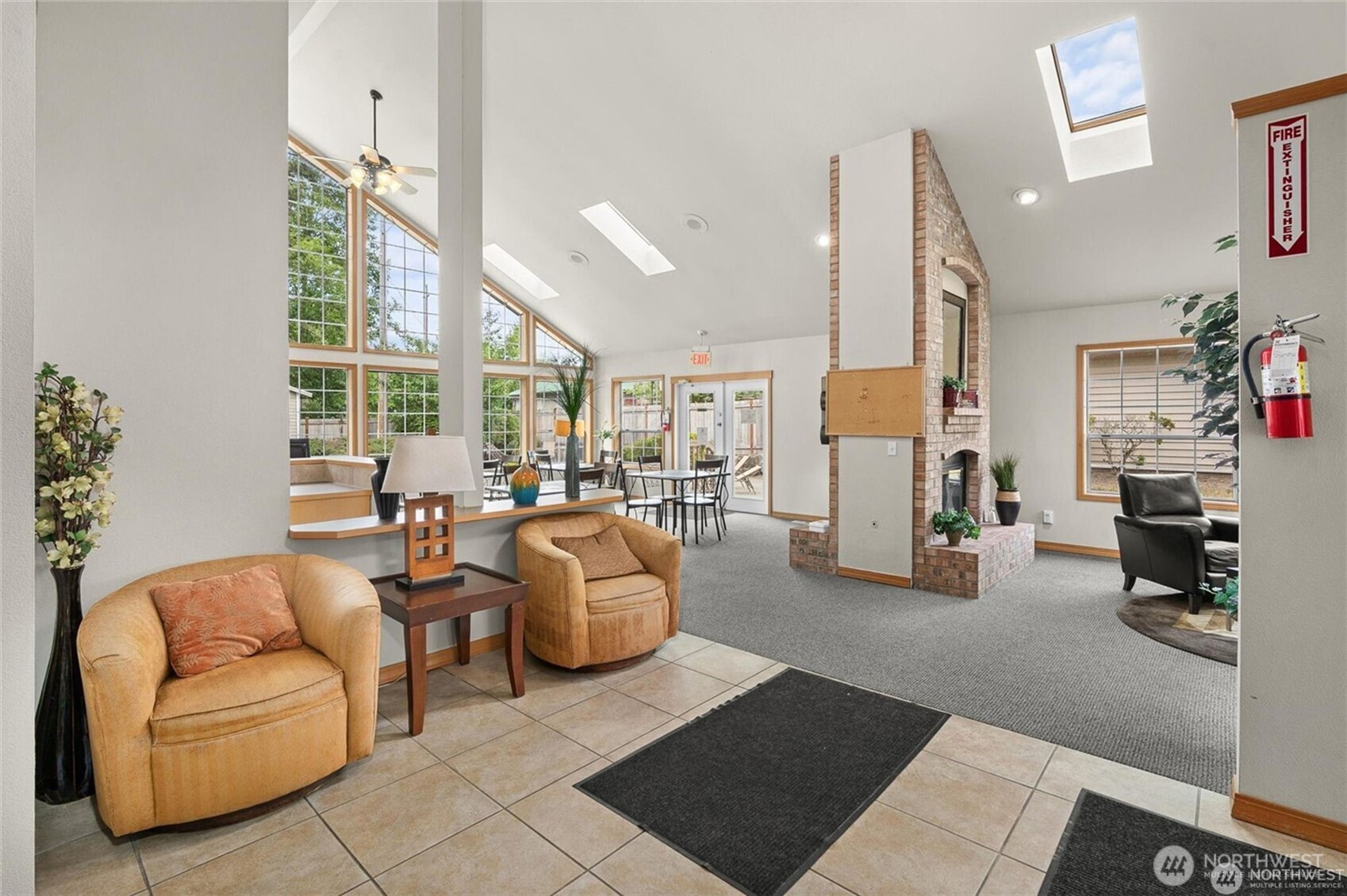 11527 Highway 99 #B103, Everett, WA 98204