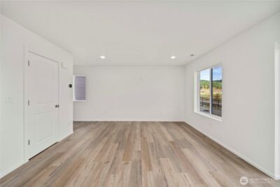 667 Salzer Creek Drive , Centralia, WA 98531 - Photo 11