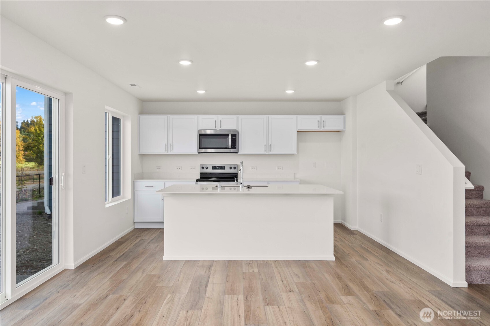 667 Salzer Creek Drive , Centralia, WA 98531