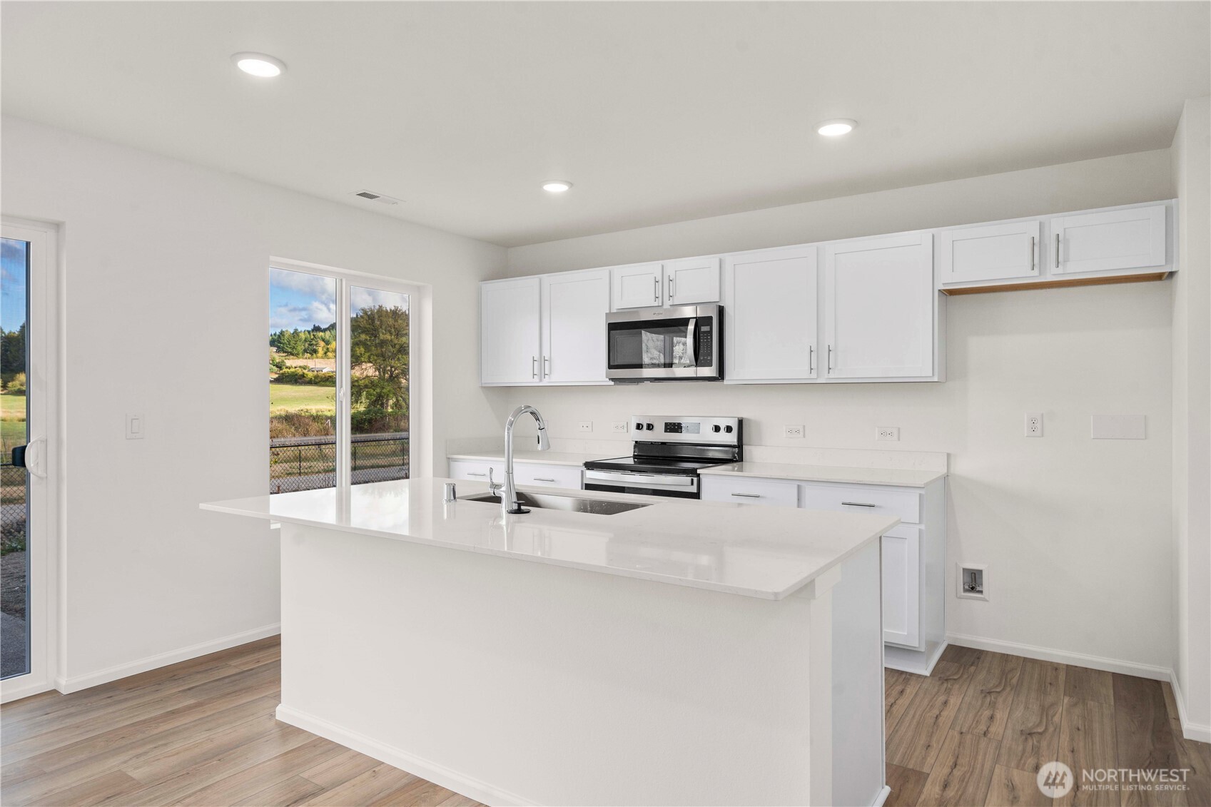 667 Salzer Creek Drive , Centralia, WA 98531