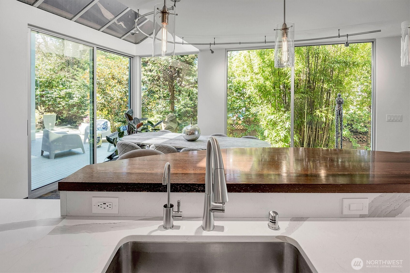 9204 SE 33rd Place , Mercer Island, WA 98040