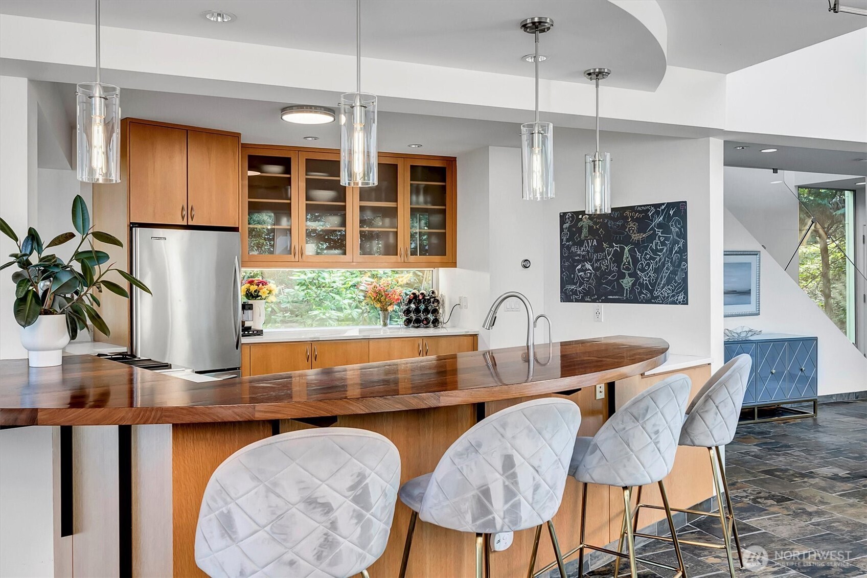 9204 SE 33rd Place , Mercer Island, WA 98040