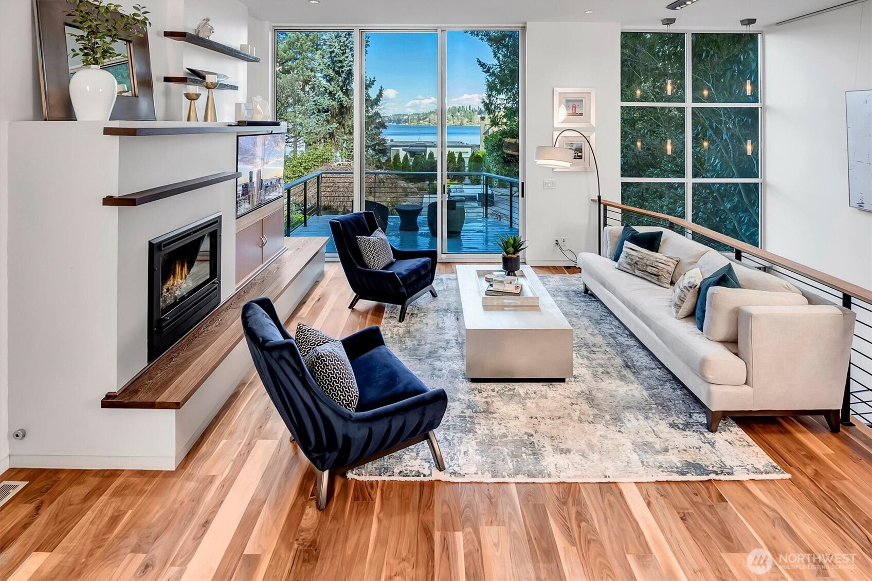 9204 SE 33rd Place , Mercer Island, WA 98040