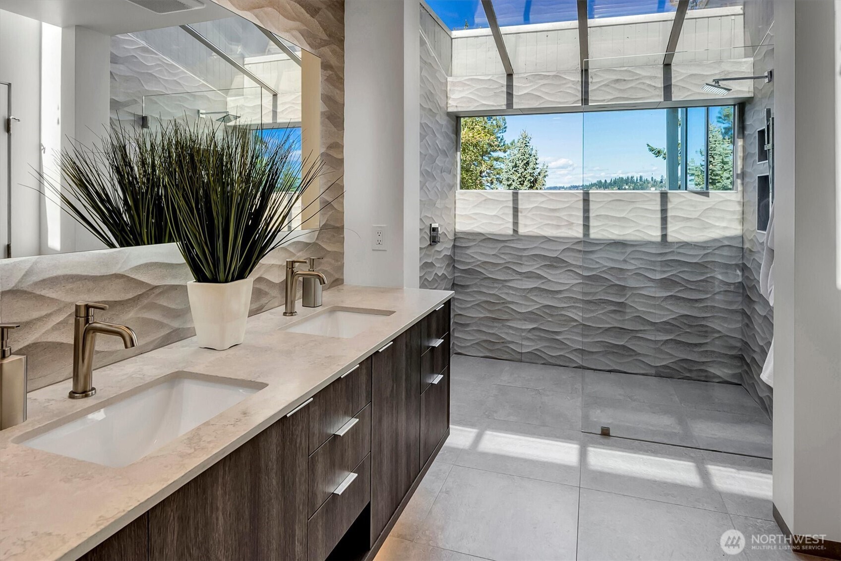 9204 SE 33rd Place , Mercer Island, WA 98040