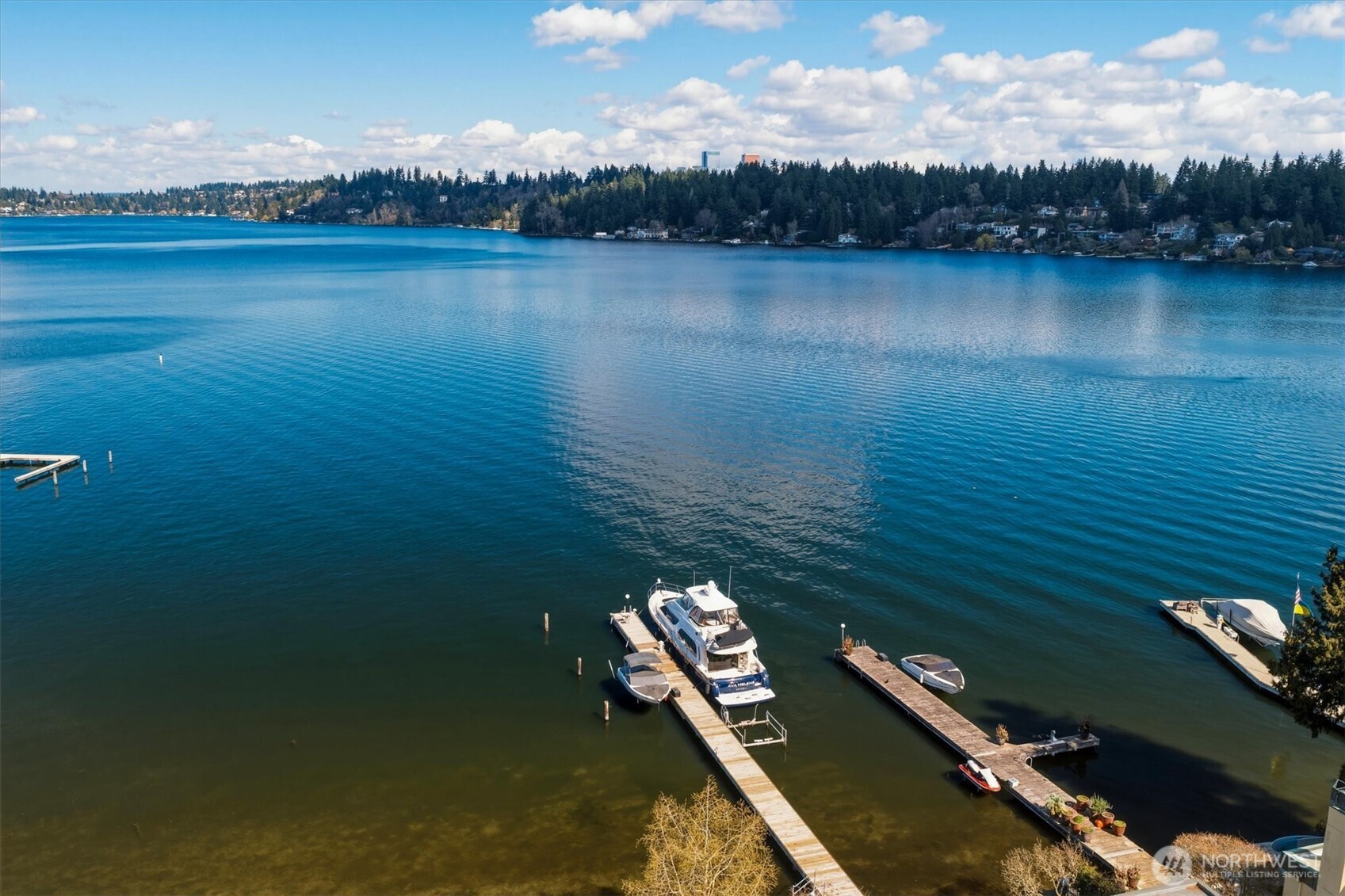 9204 SE 33rd Place , Mercer Island, WA 98040
