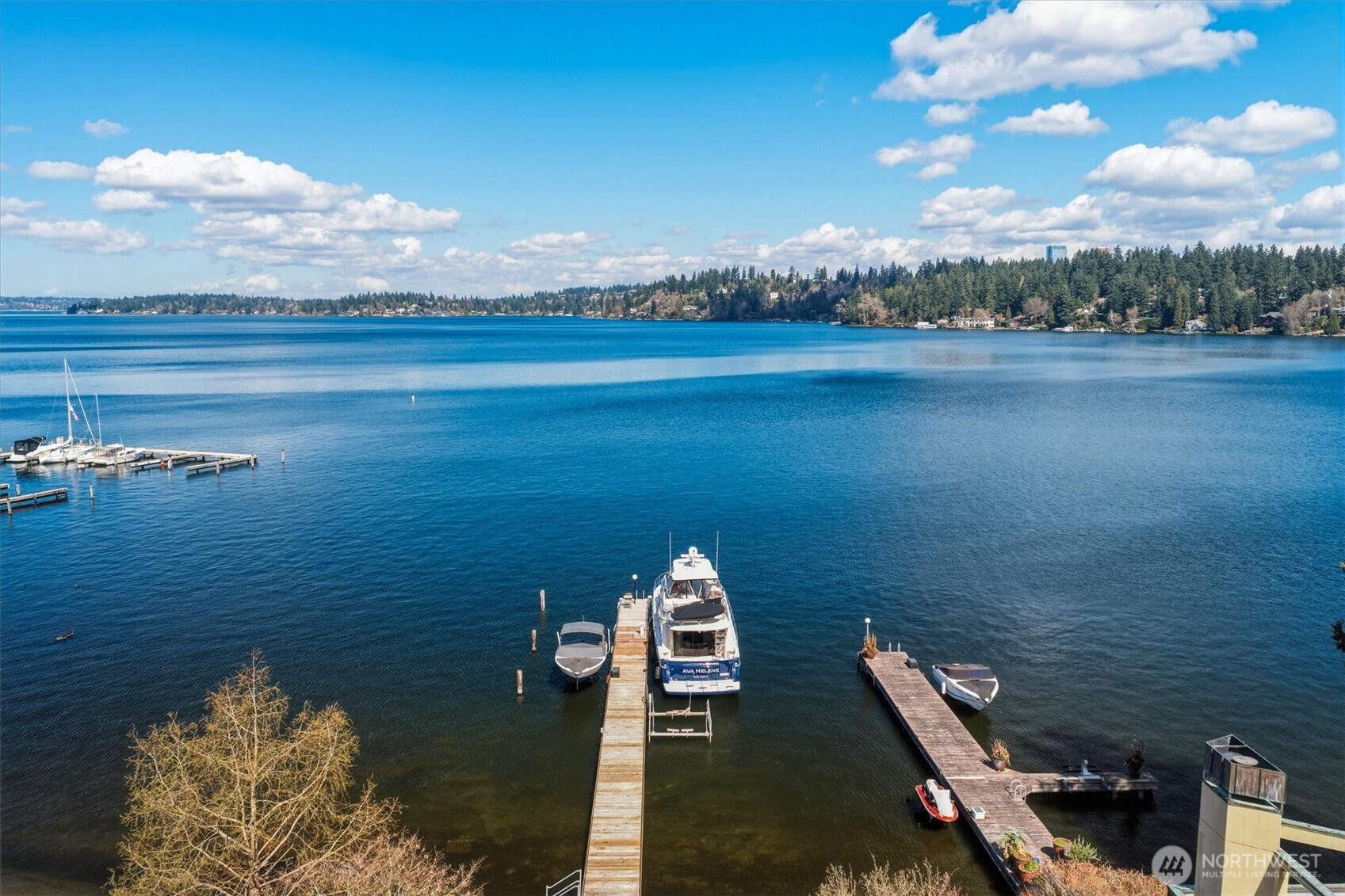 9204 SE 33rd Place , Mercer Island, WA 98040