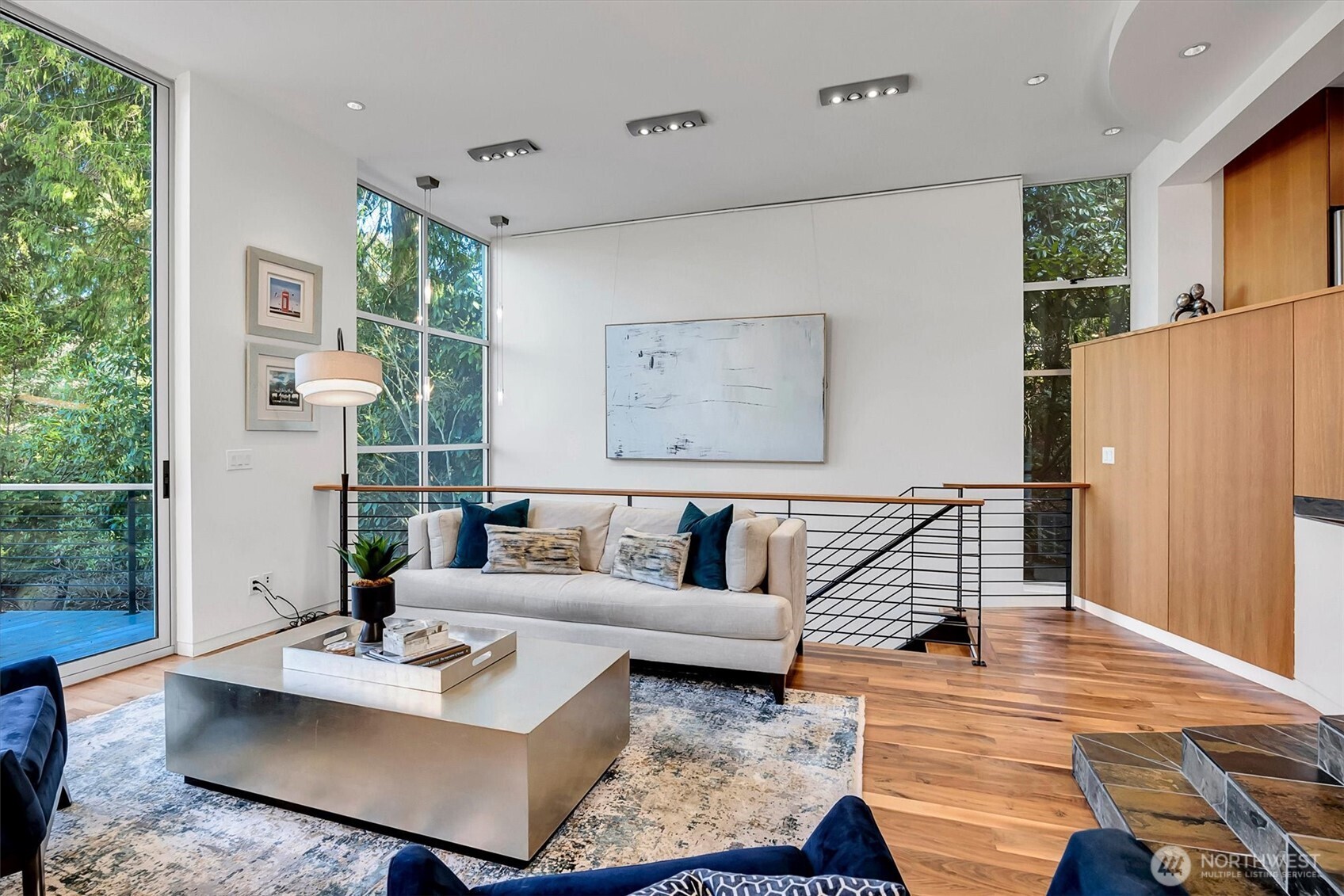 9204 SE 33rd Place , Mercer Island, WA 98040