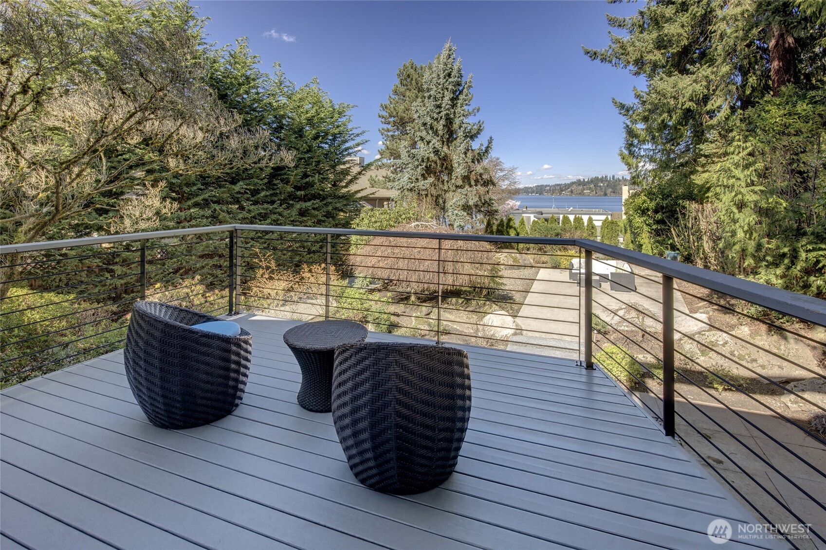 9204 SE 33rd Place , Mercer Island, WA 98040