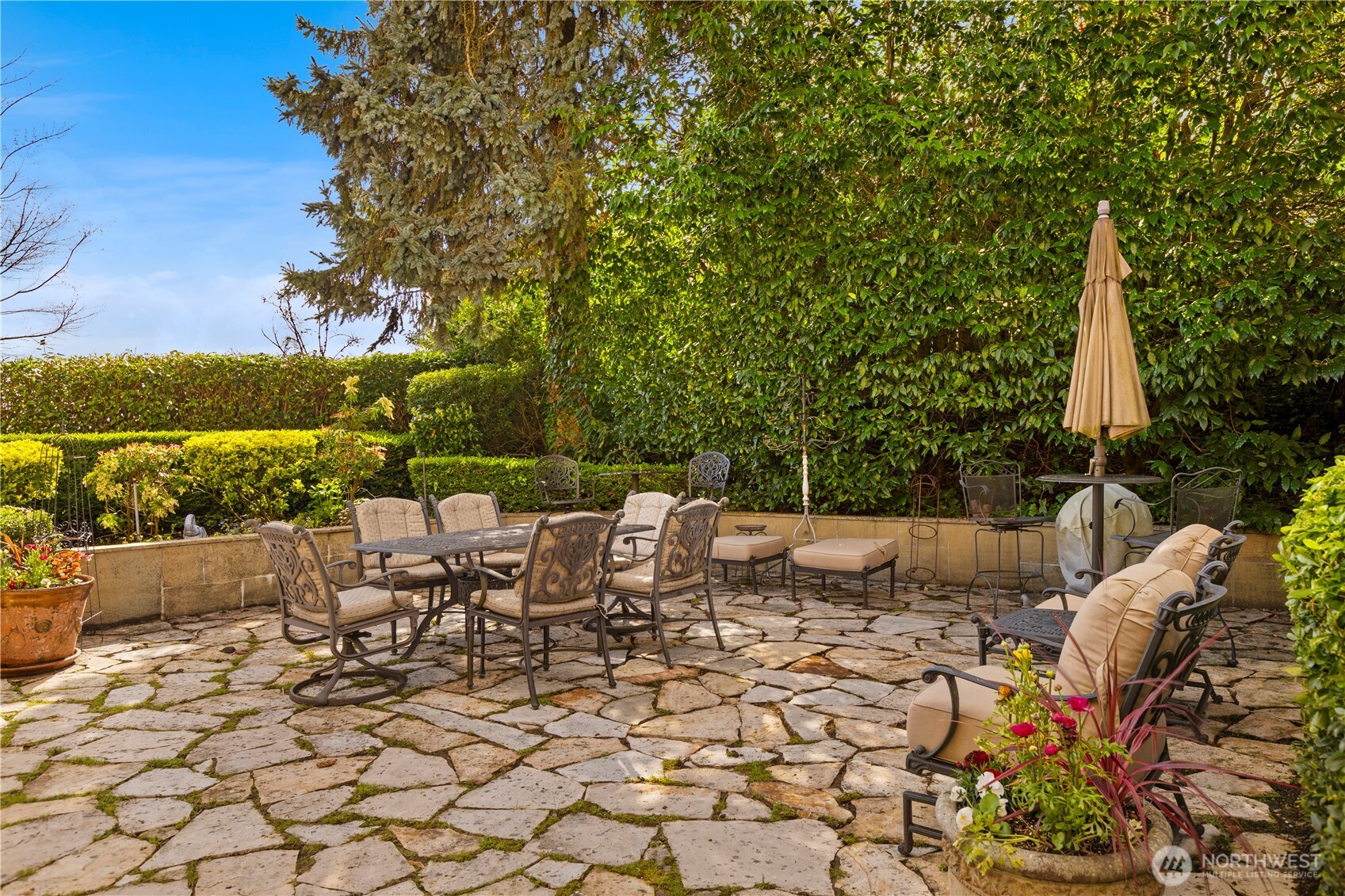 180 Lake Washington Boulevard E, Seattle, WA 98112