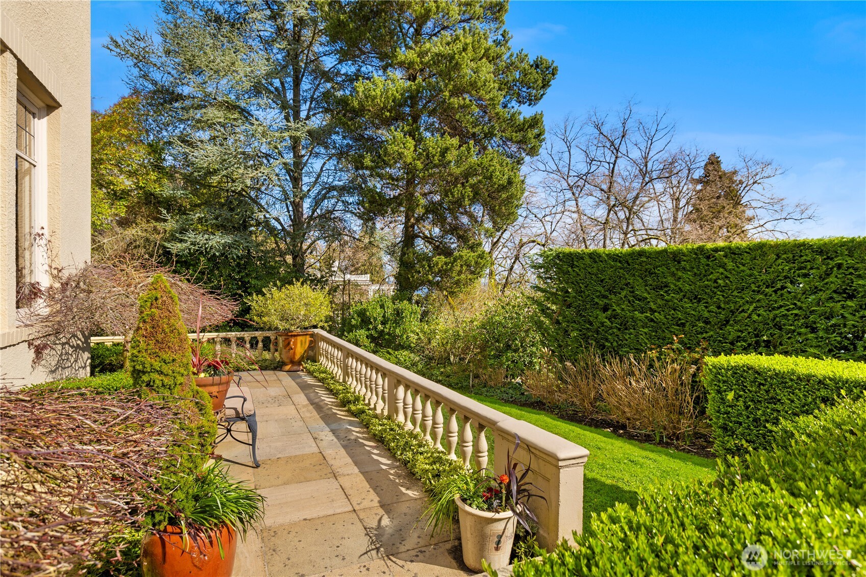 180 Lake Washington Boulevard E, Seattle, WA 98112