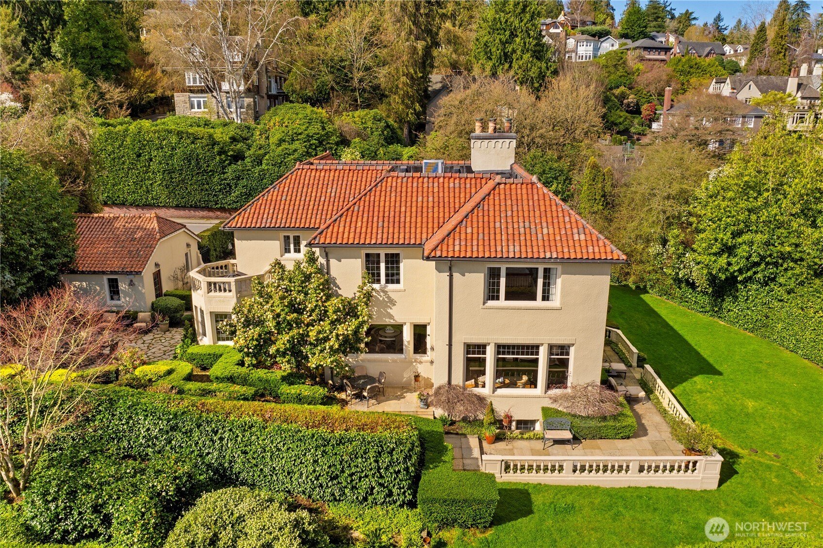 180 Lake Washington Boulevard E, Seattle, WA 98112