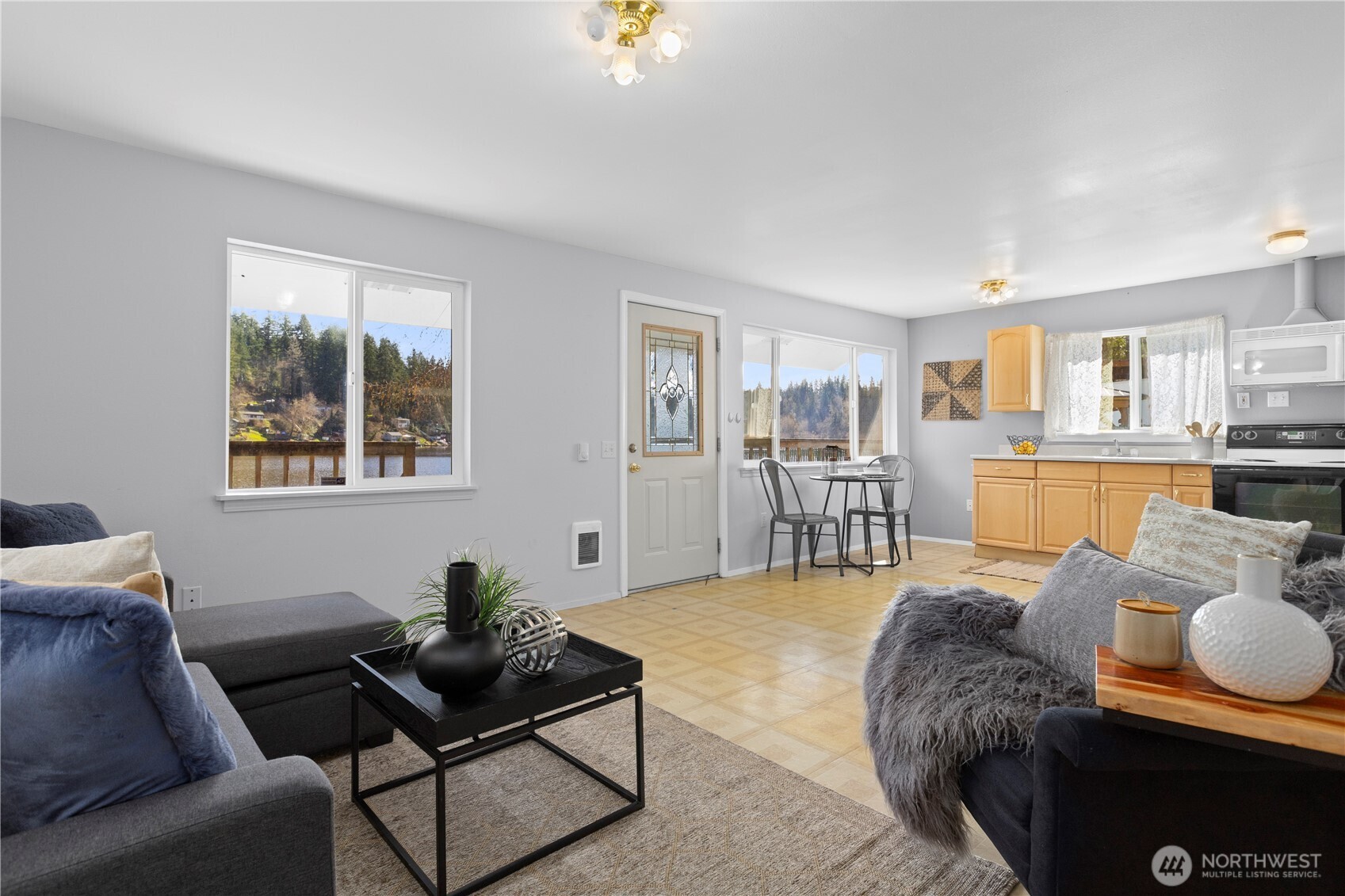 39201 Orville Road E, Eatonville, WA 98328