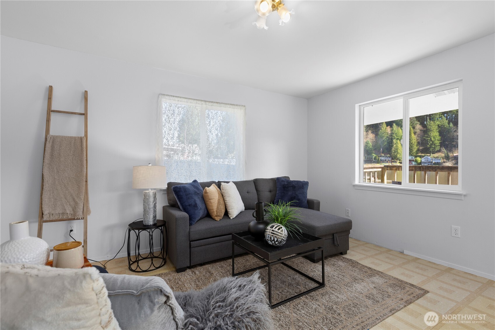 39201 Orville Road E, Eatonville, WA 98328