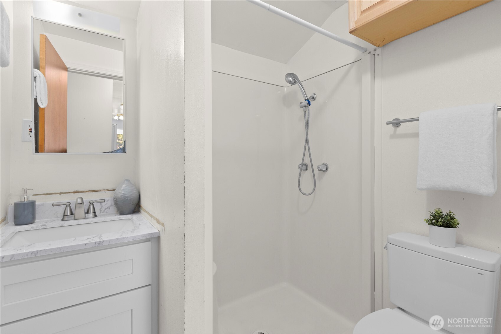 39201 Orville Road E, Eatonville, WA 98328