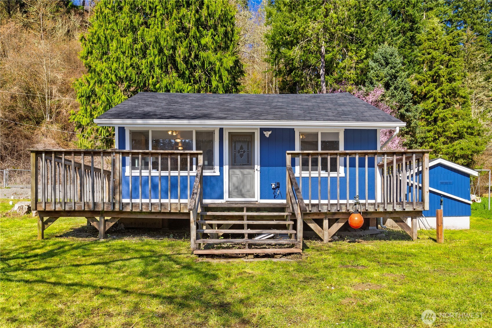 39201 Orville Road E, Eatonville, WA 98328