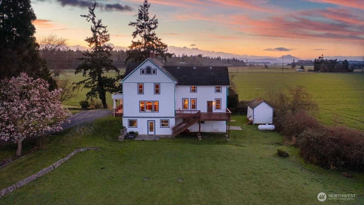 26206 Marine Drive , Stanwood, WA 98292